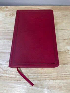 CSB Deluxe Gift Bible 2018 Burgundy LeatherTouch Red Letter Gold Edges Ribbon